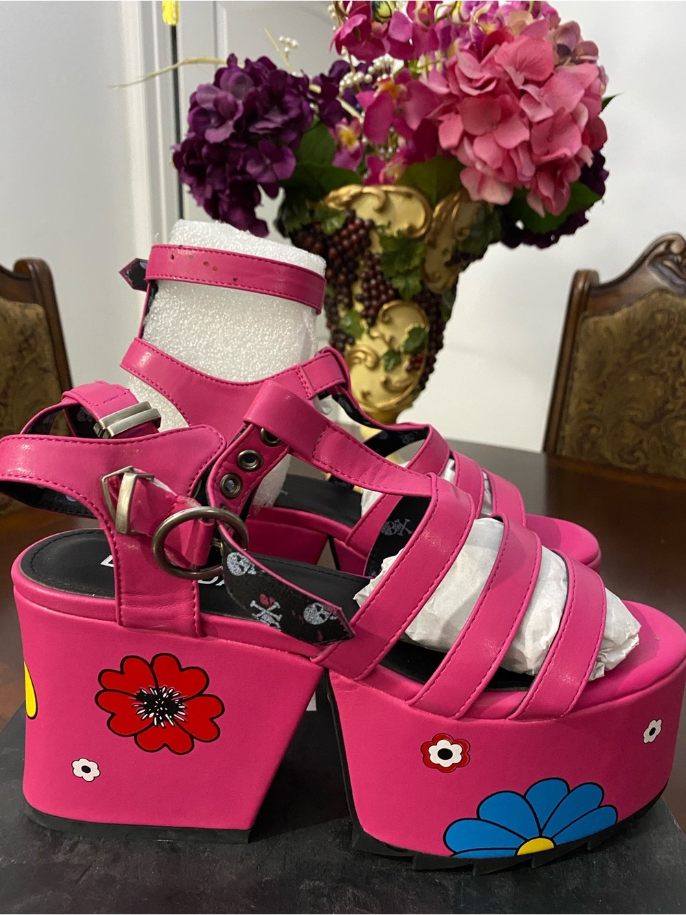 Moda Hot Pink Floral Platform Sandals - Picture 6 of 15